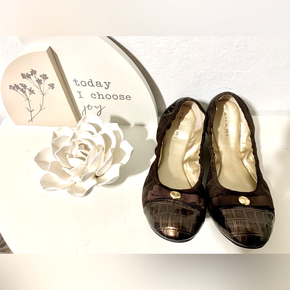 Tahari Flats Size 6